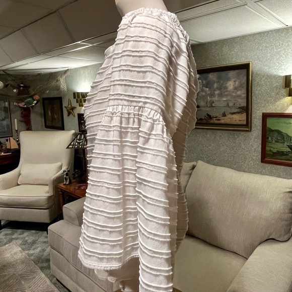 BCBG Maxazria Top Womens M White EAVAN Off-the-Shoulder Silk Blend Bell Sleeve - Picture 2 of 11